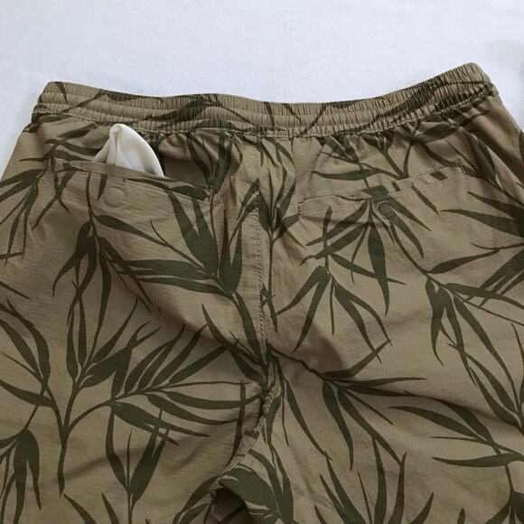 Lands' End NWT Khaki Palm Pull On Shorts Men Various - Picture 7 of 10
